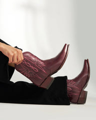 The Lynn - Wine Cowhide